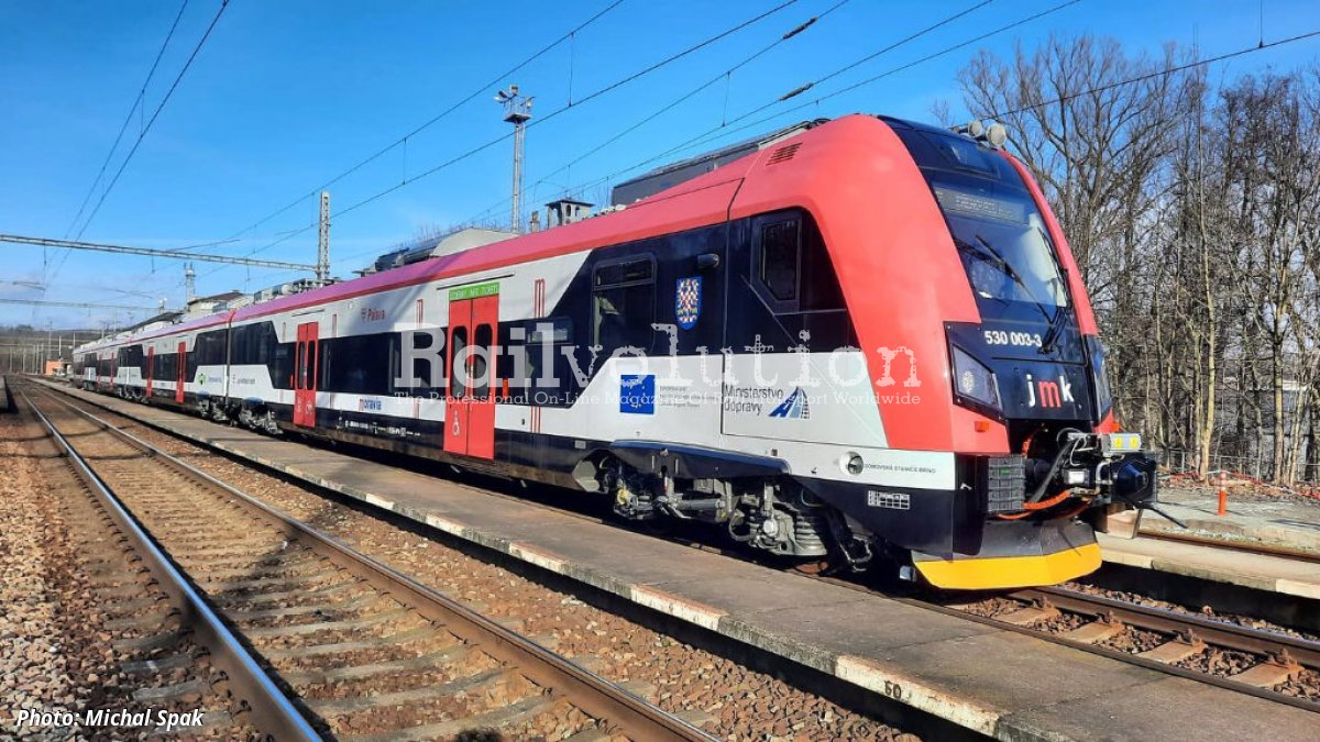 First Class 530 Moravia EMU In Service Railvolution