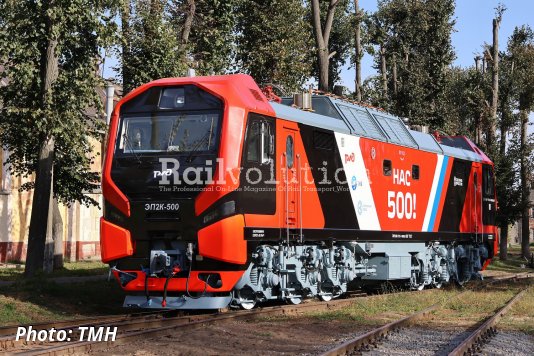 Class EP2K locomotives in a new design