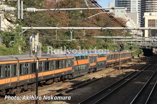 Double-deck first class cars for Chuo Line